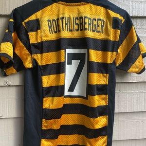 Nike Pittsburg steelers jerey in kids